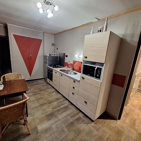Gite De La Souris Verte Molamboz Esterno foto