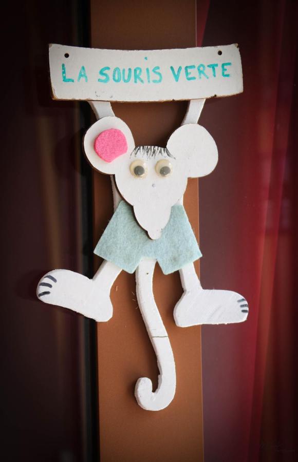Gite De La Souris Verte Molamboz Esterno foto